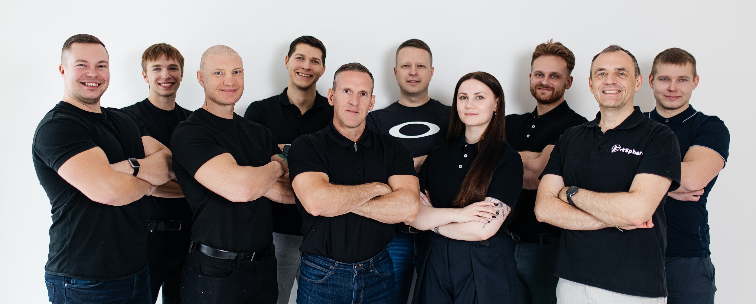 FitSphere meeskond grupipildil